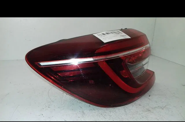 Feu arrière gauche Renault CLIO V (B7_) 1.0 sce 65 (b7mg) (2021) occasion