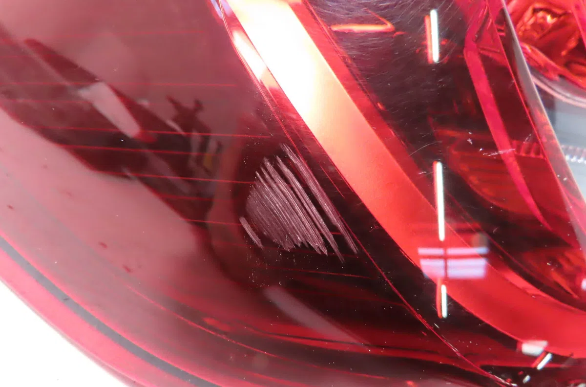 Feu arrière gauche Renault CLIO V (B7_) 1.6 e-tech 145 (b7mu) (2022) occasion