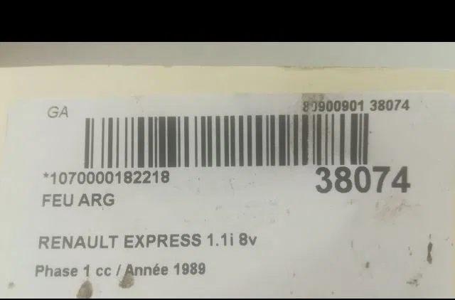 Feu arrière gauche Renault EXPRESS Camionnette-Monospace (F40_, G40_) 1.1 (1993-1995) 3 portes occasion