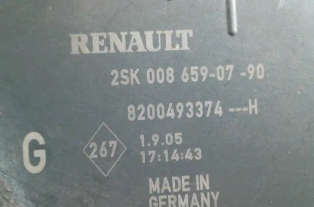 Feu arrière gauche Renault GRAND SCÉNIC II (JM0-1_) 1.9 dci (jm0g, jm12, jm1g, jm2c) (2004-2006) occasion