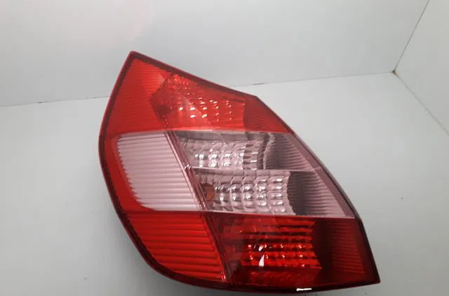 Feu arrière gauche Renault GRAND SCÉNIC II (JM0-1_) 2.0 (2004-2009) occasion
