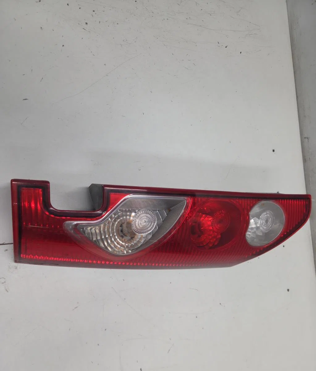 Feu arrière gauche RENAULT KANGOO 2 PHASE 1 occasion