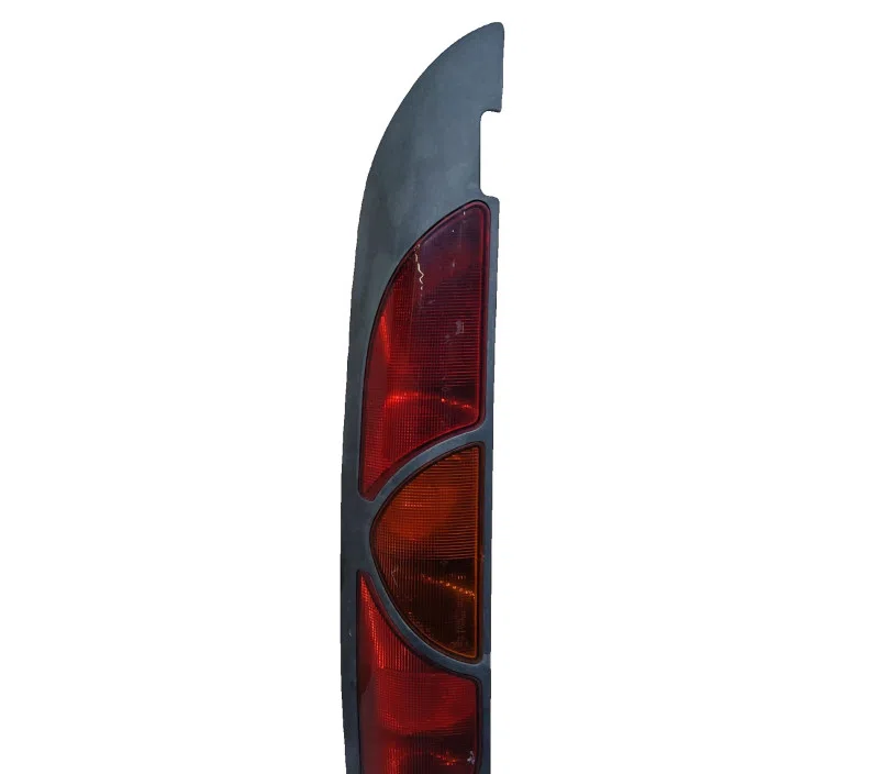 FEU ARRIERE GAUCHE RENAULT KANGOO I EXPRESS 8200103284