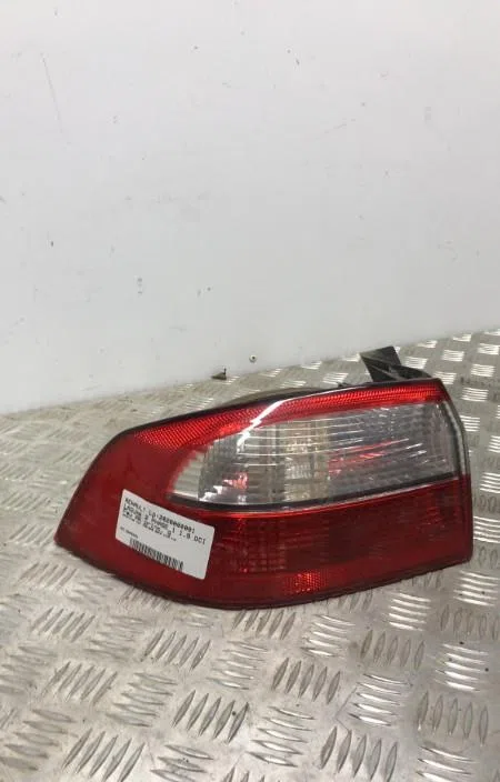 Feu arrière gauche RENAULT LAGUNA 2 PHASE 1 occasion