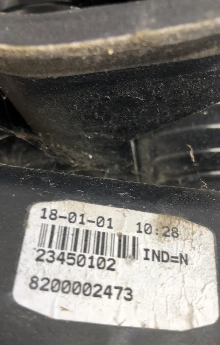 Feu arrière gauche Renault LAGUNA II (BG0-1_) 1.6 16v (bg0a, bg0l) (2001-2005) occasion
