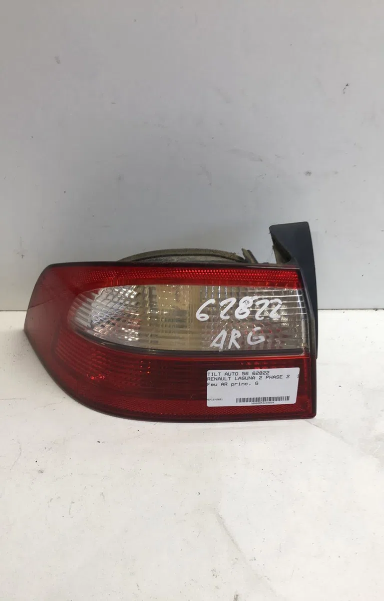 Feu arrière gauche Renault LAGUNA II (BG0-1_) 1.6 16v (bg0a, bg0l) (2001-2005) occasion