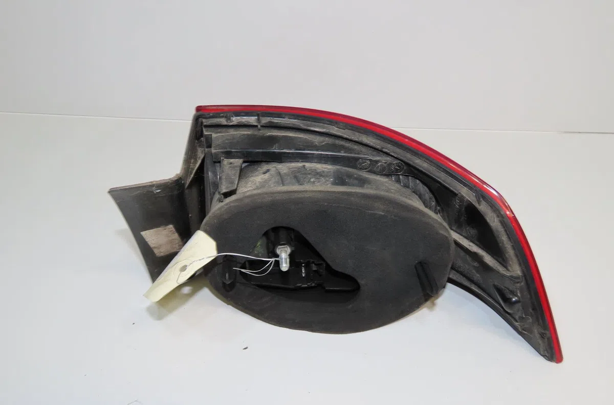Feu arrière gauche Renault LAGUNA II (BG0-1_) 1.9 dci (bg08, bg0g) (2001-2007) occasion