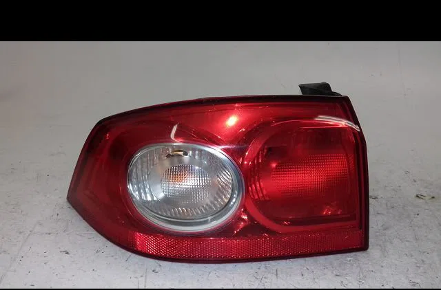 Feu arrière gauche Renault LAGUNA II (BG0-1_) 2.0 dci (bg1t) (2005-2006) occasion