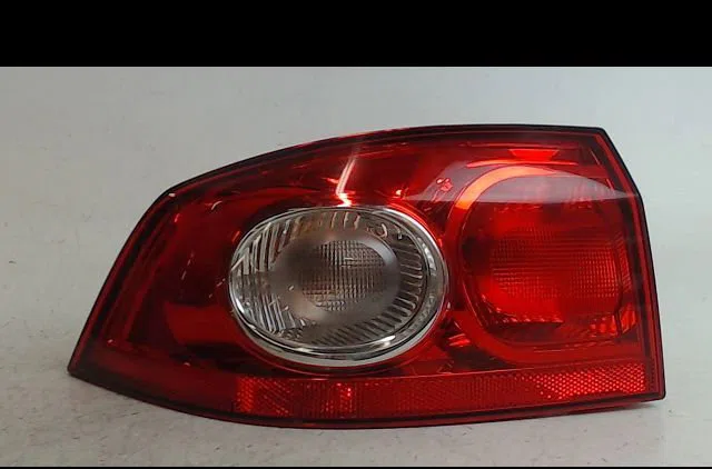 Feu arrière gauche RENAULT LAGUNA occasion