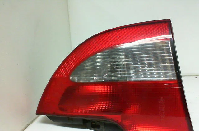 Feu arrière gauche RENAULT MEGANE I  1.6 16v occasion