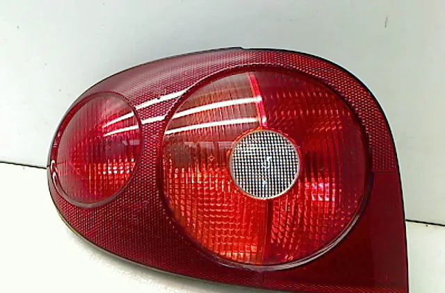 Feu arrière gauche RENAULT MEGANE I 2002 occasion