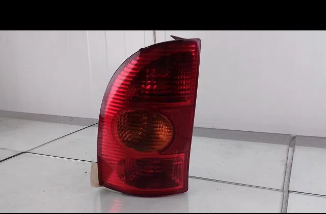 Feu arrière gauche Renault MEGANE I Break (KA0-1_) 1.9 dci (ka05, ka1f) (2001-2003) occasion