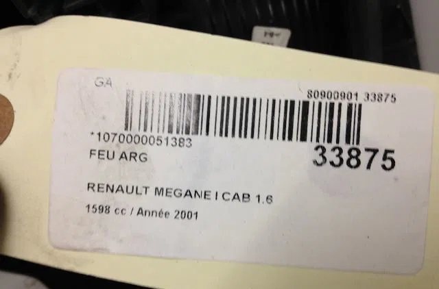 Feu arrière gauche Renault MEGANE I Cabriolet (EA0-1_) 1.6 16v (ea04, ea0b, ea11, ea1j) (1999-2003) occasion
