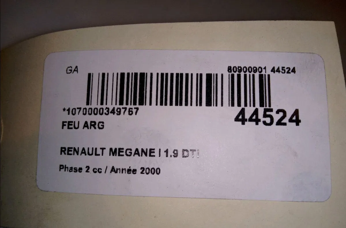 Feu arrière gauche Renault MEGANE I Classic (LA0-1_) 1.9 dti (la08, la0n) (1997-2001) occasion
