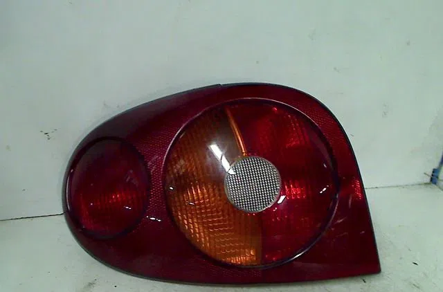 Feu arrière gauche Renault MEGANE I Coupé (DA0-1_) 1.9 dti (da0n) (1997-2001) occasion