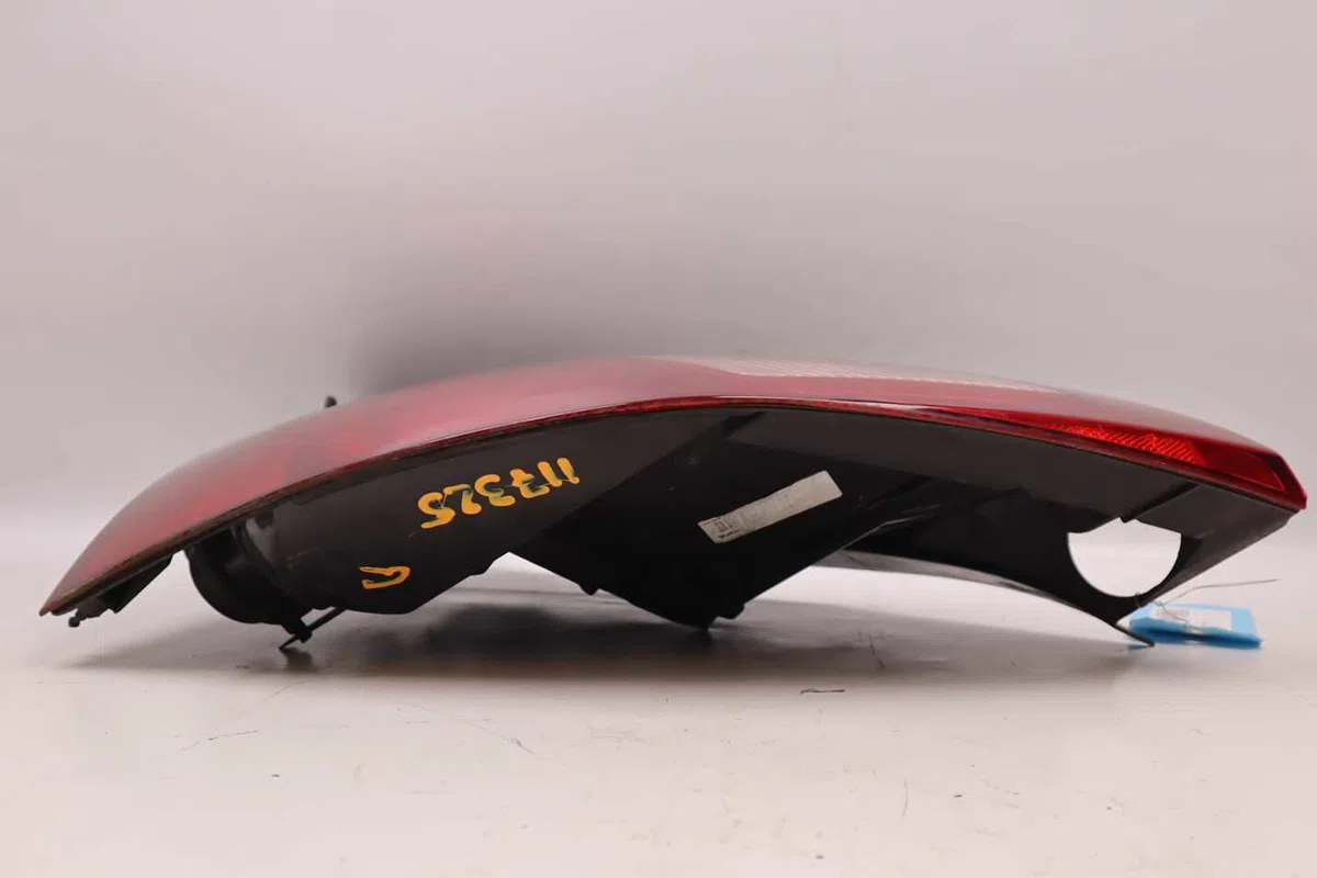 Feu arrière gauche Renault MEGANE II (BM0-1_, CM0-1_) 1.5 dci (bm1e, cm1e) (2005-2008) occasion