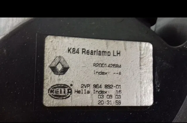Feu arrière gauche Renault MEGANE II Break (KM0-1_) 1.5 dci (km0f, km0t, km2b) (2003-2006) occasion