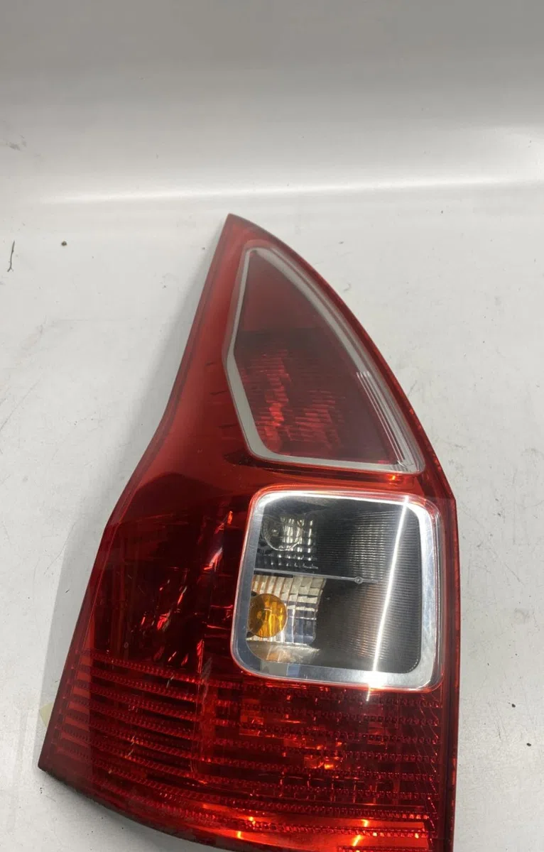 Feu arrière gauche Renault MEGANE II Break (KM0-1_) 1.9 dci (2005-2009) occasion