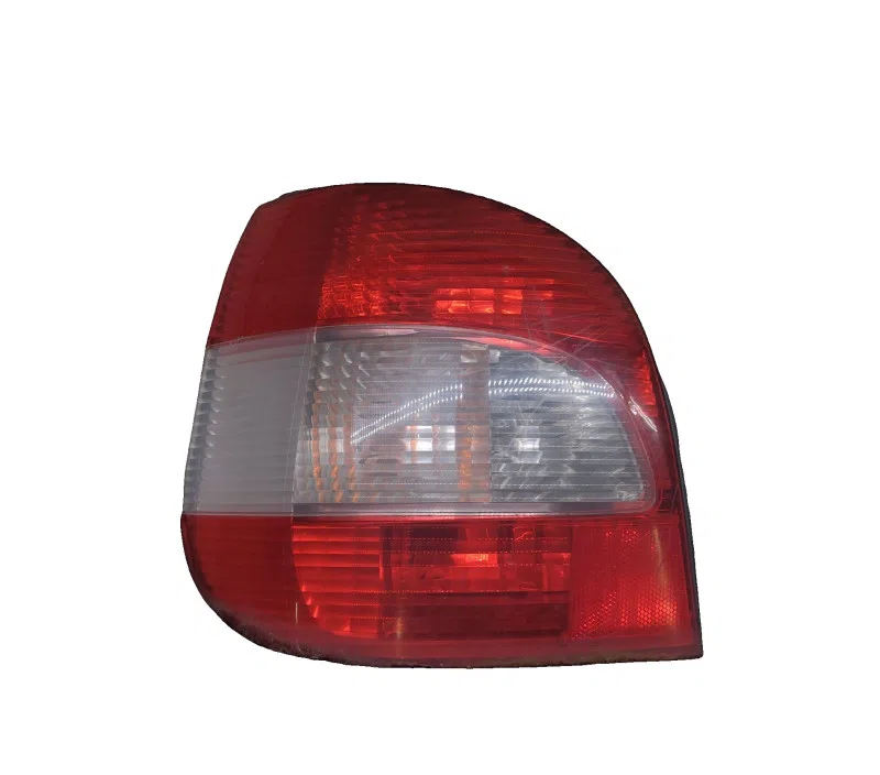 FEU ARRIERE GAUCHE RENAULT MEGANE SCENIC 7700428054