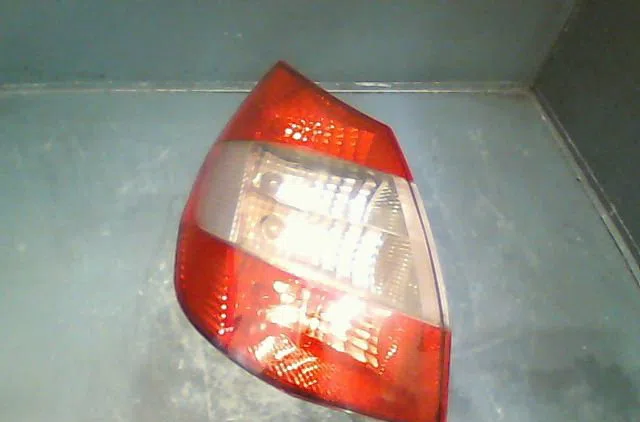 Feu arrière gauche Renault SCÉNIC II (JM0-1_) 1.5 dci (jm0f) (2003-2006) 5 portes occasion