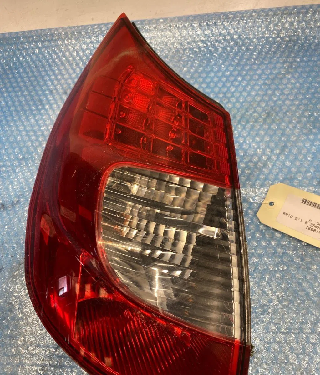 Feu arrière gauche Renault SCÉNIC II (JM0-1_) 1.5 dci (jm1e, jm16) (2005-2008) 5 portes occasion