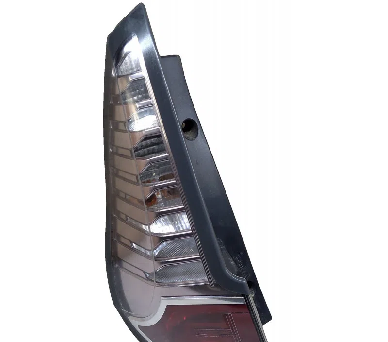 FEU ARRIERE GAUCHE RENAULT SCENIC III 265550386R