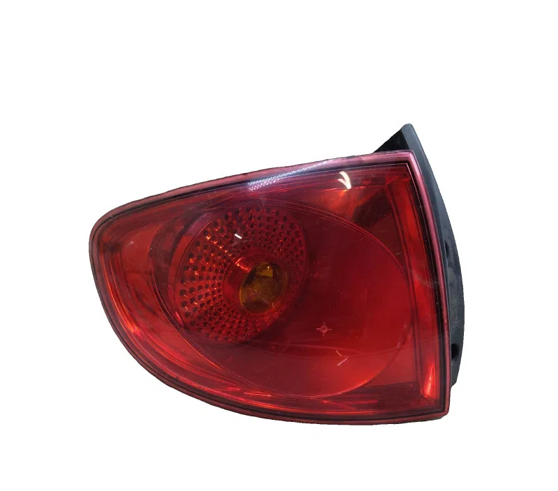 FEU ARRIERE GAUCHE SEAT ALTEA 5P0945095D