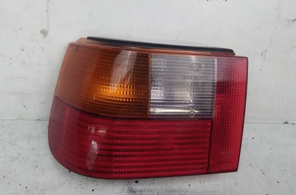 Feu arrière gauche SEAT IBIZA 1994 occasion