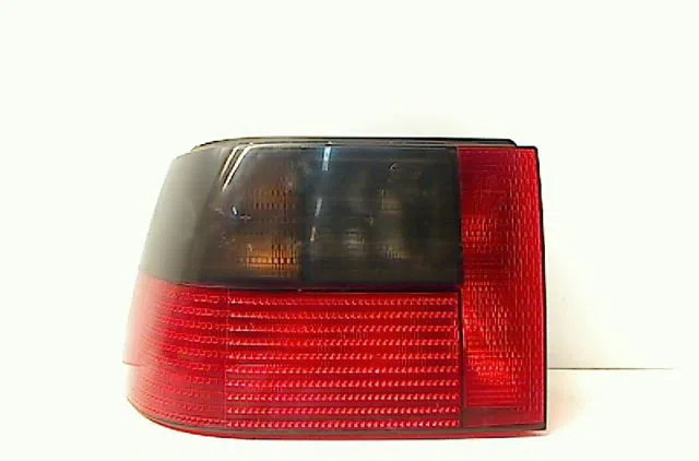 Feu arrière gauche SEAT IBIZA II 1998 occasion