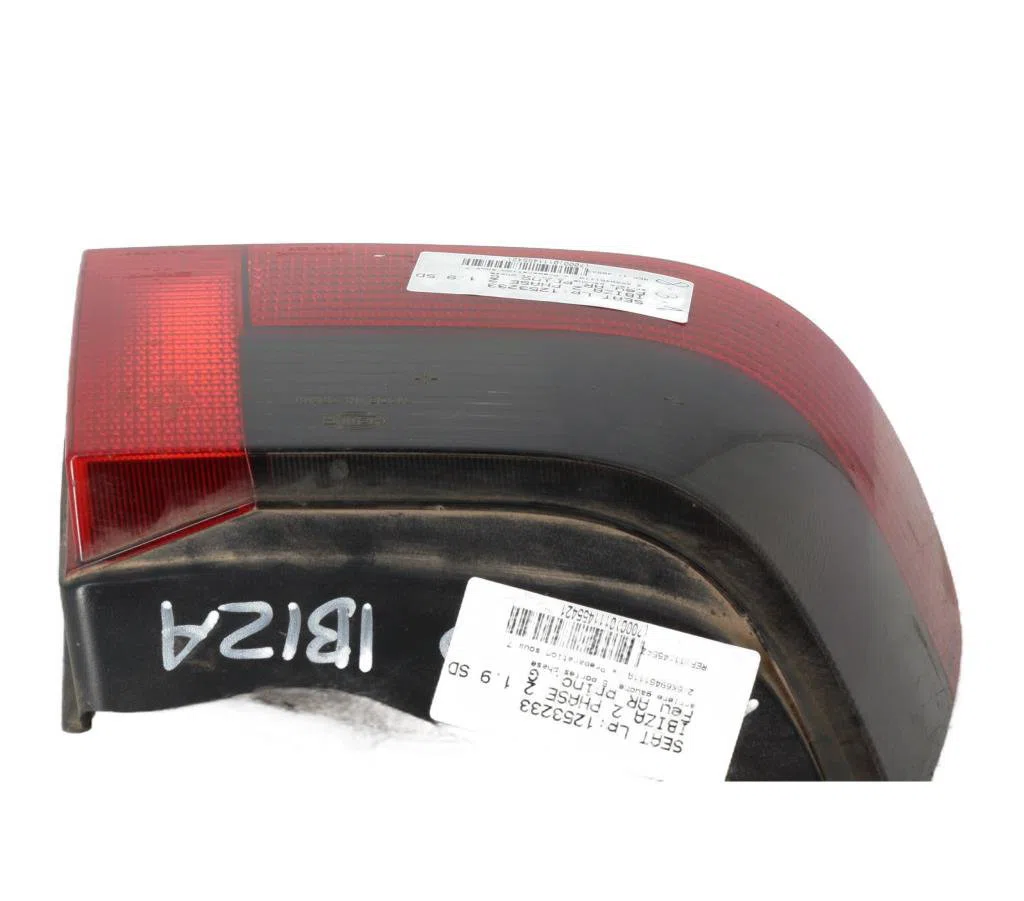 Feu arrière gauche Seat IBIZA II (6K1) 1.9 sdi (1996-1999) occasion
