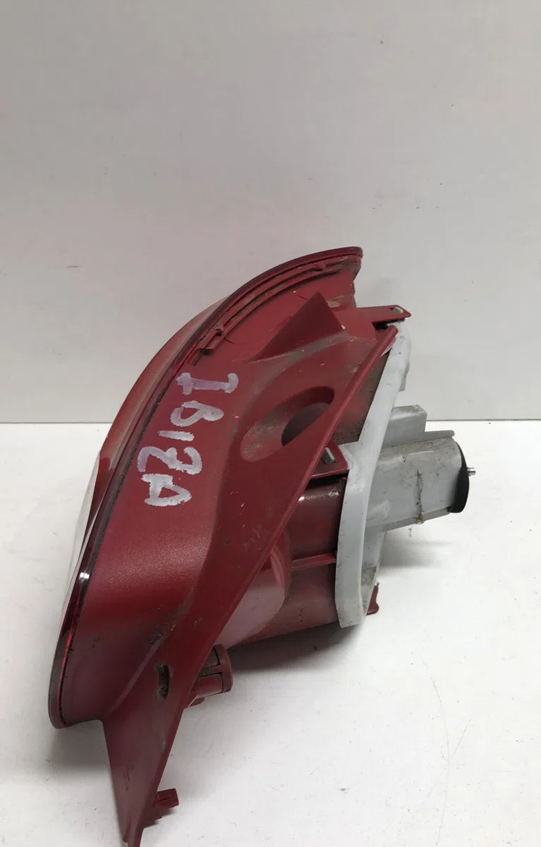 Feu arrière gauche Seat IBIZA IV (6J5, 6P1) 1.4 (2008-2015) occasion