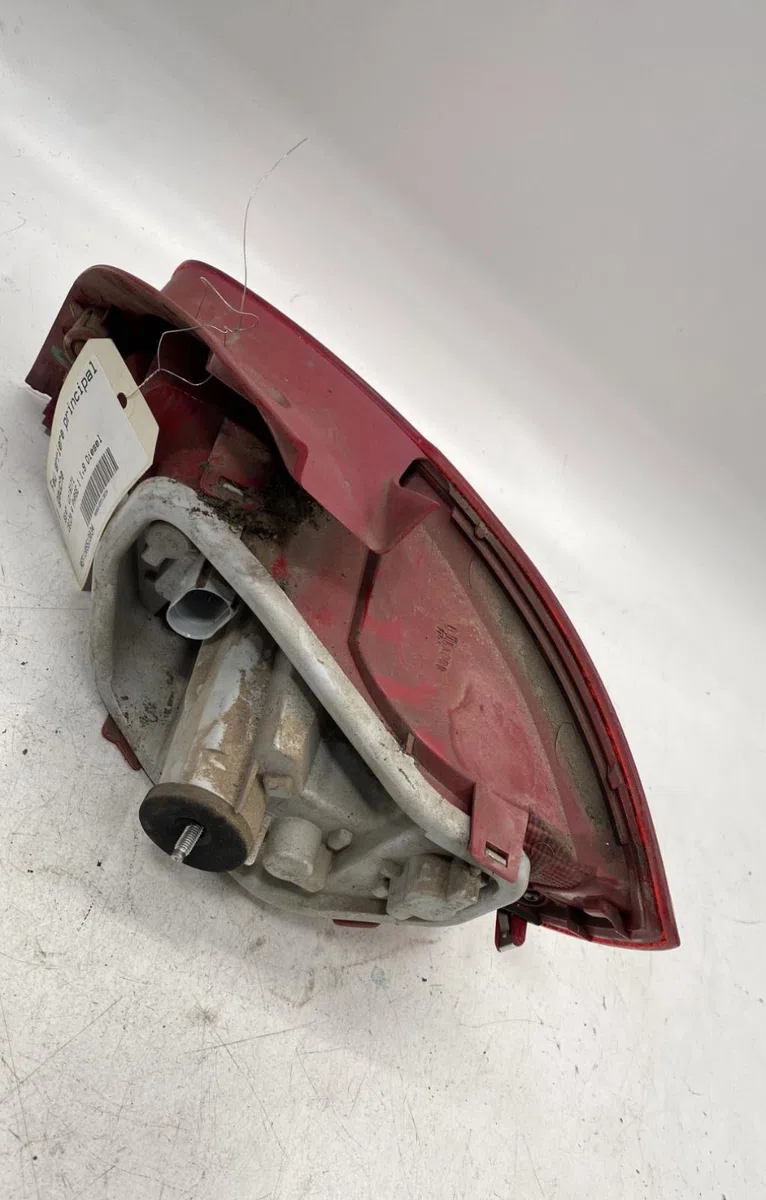 Feu arrière gauche Seat IBIZA IV (6J5, 6P1) 1.9 tdi (2008-2010) occasion