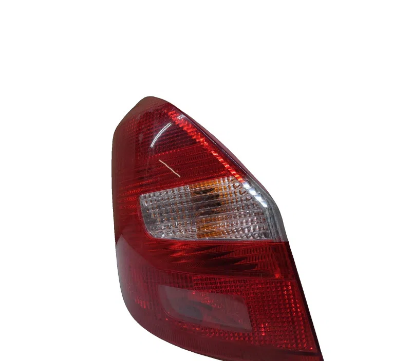 FEU ARRIERE GAUCHE SKODA FABIA 5J6945111