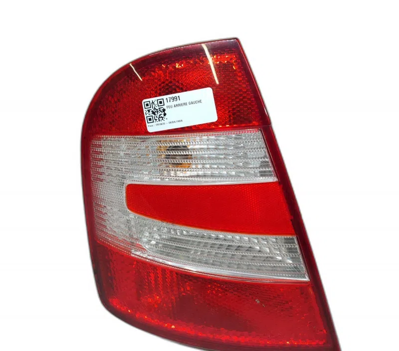 FEU ARRIERE GAUCHE SKODA FABIA 6Y6945111C