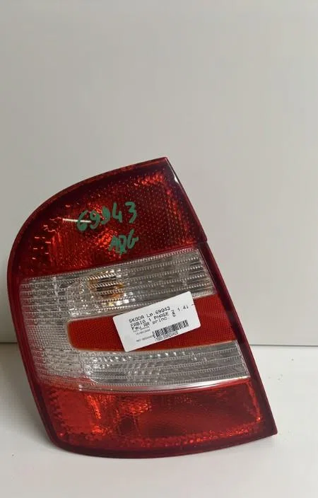 Feu arrière gauche Skoda FABIA I (6Y2) 1.4 16v (1999-2008) occasion