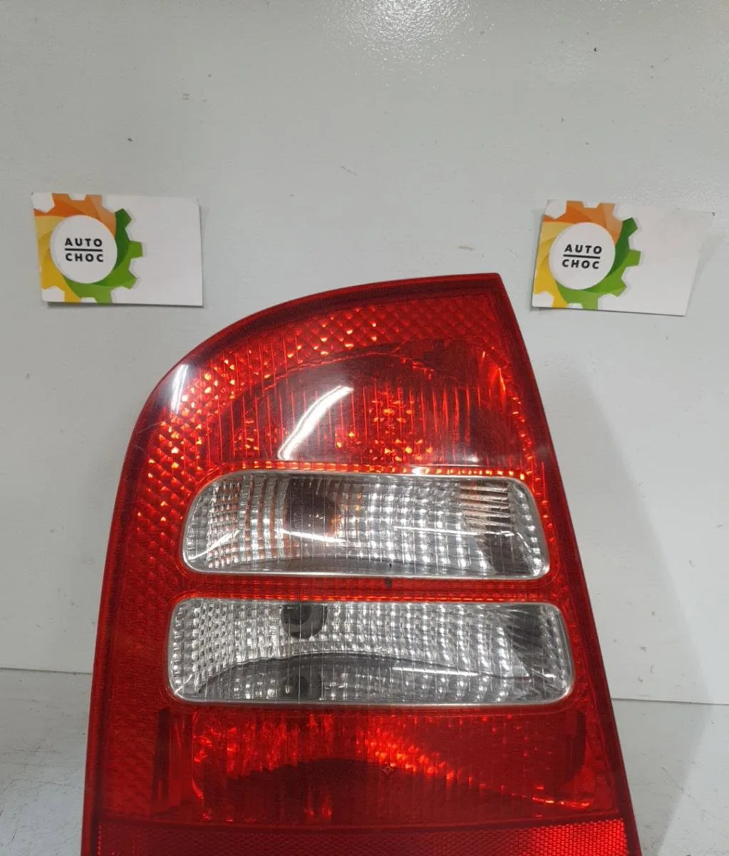 Feu arrière gauche SKODA OCTAVIA 1 PHASE 2 occasion