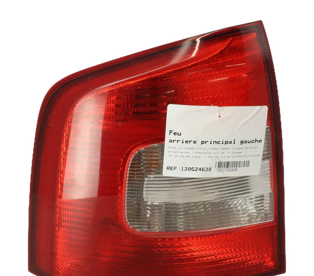 Feu arrière gauche SKODA OCTAVIA 2 PHASE 2 BREAK occasion