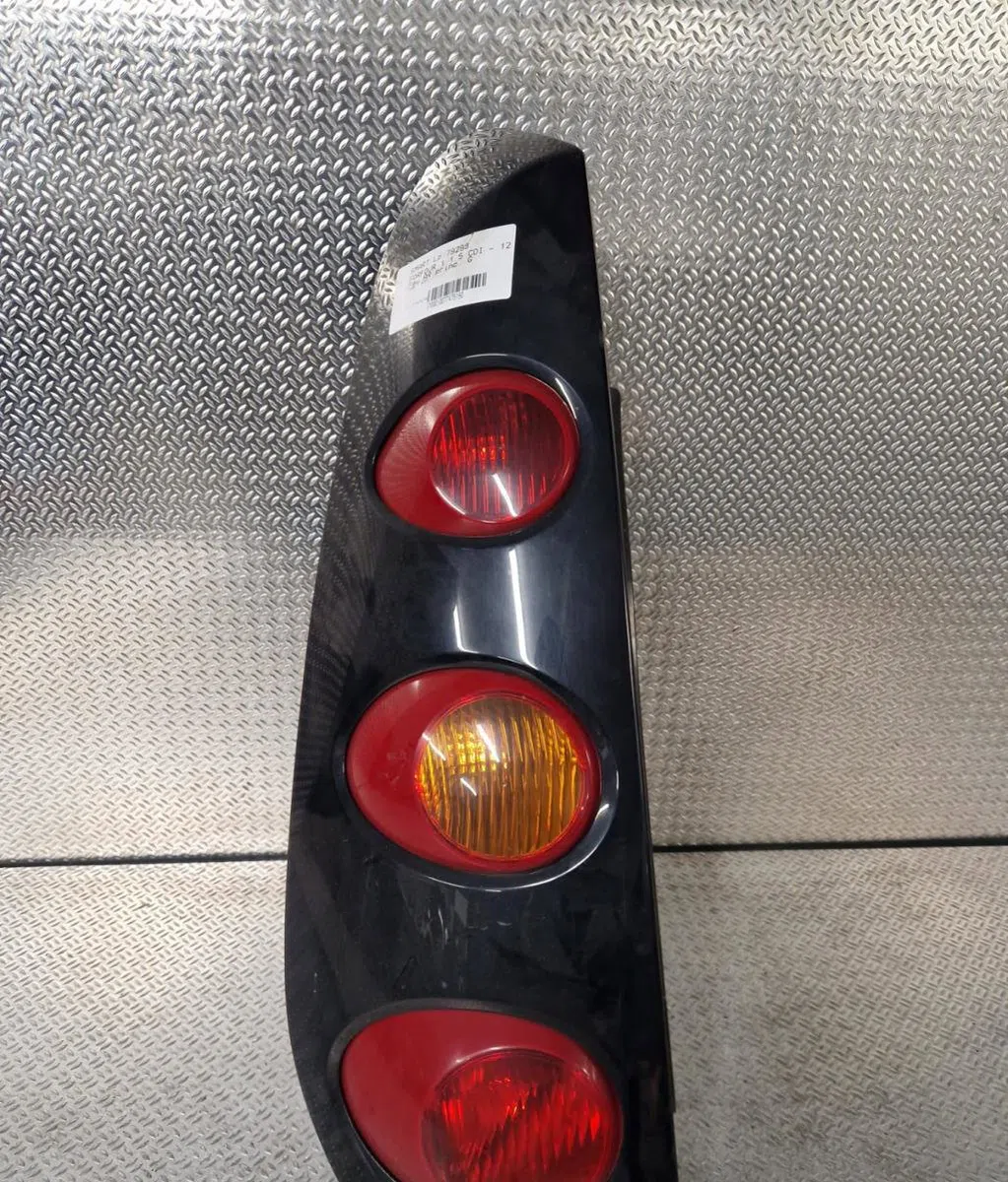 Feu arrière gauche SMART FORFOUR 1  FORFOUR 1 occasion
