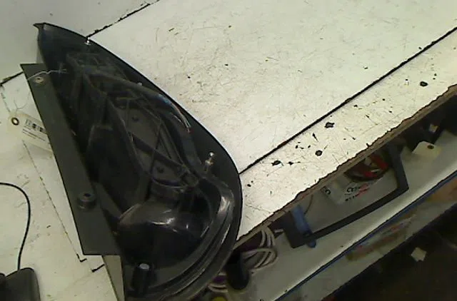 Feu arrière gauche Smart FORFOUR (454) 1.3 (454.031) (2004-2006) occasion