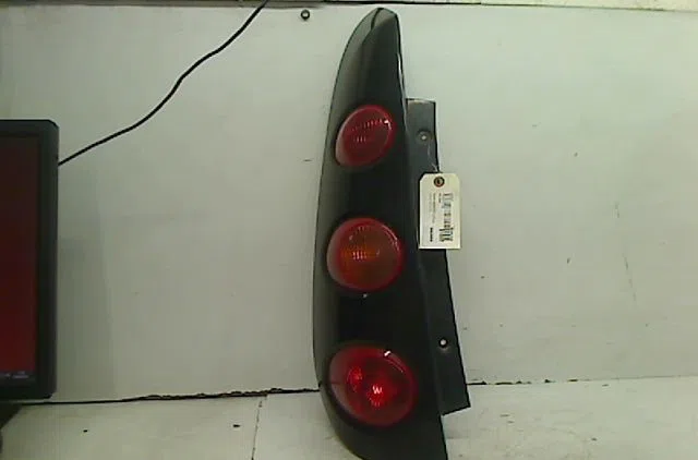 Feu arrière gauche Smart FORFOUR (454) 1.3 (454.031) (2004-2006) occasion