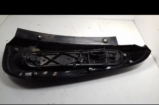 Feu arrière gauche Smart FORFOUR (454) 1.3 (454.031) (2004-2006) occasion