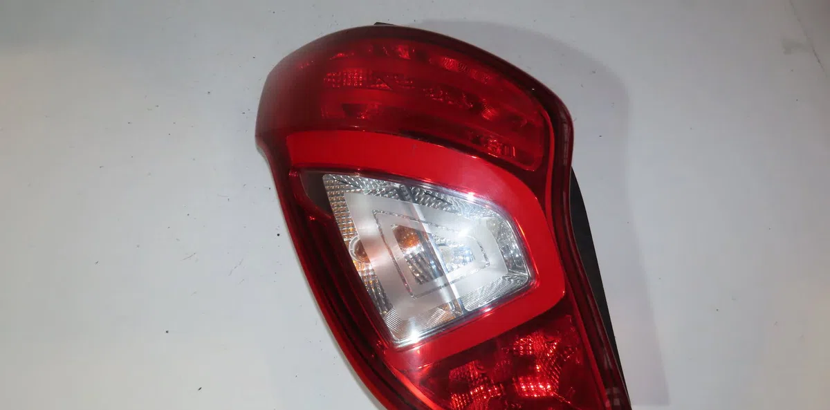 Feu arrière gauche Ssangyong KORANDO (CK) 2.0 e-xdi (2010) occasion