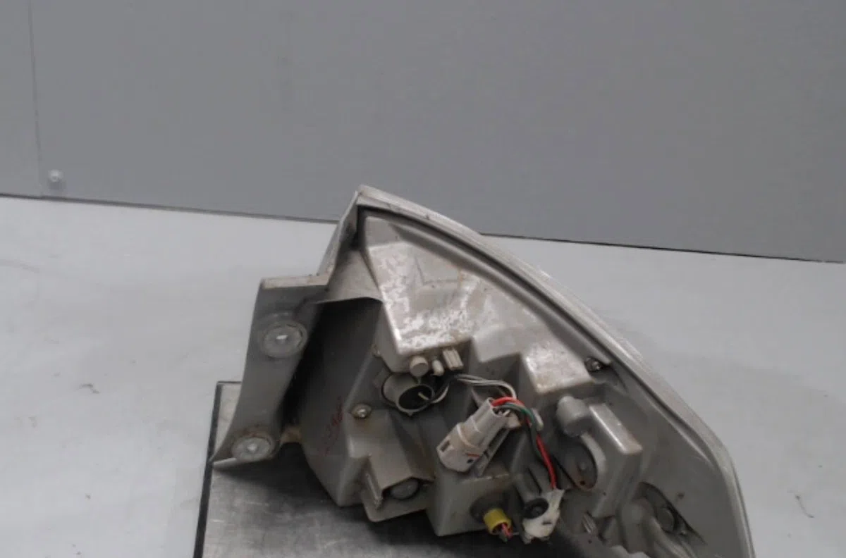 Feu arrière gauche SUBARU IMPREZA 2 occasion