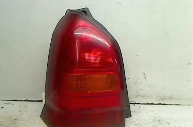 Feu arrière gauche Suzuki ALTO VI (FF) 1.1 (rf410) (2004-2008) occasion