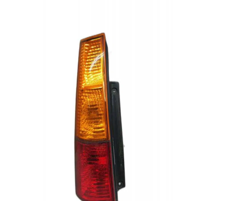 FEU ARRIERE GAUCHE SUZUKI IGNIS 35670-86G00