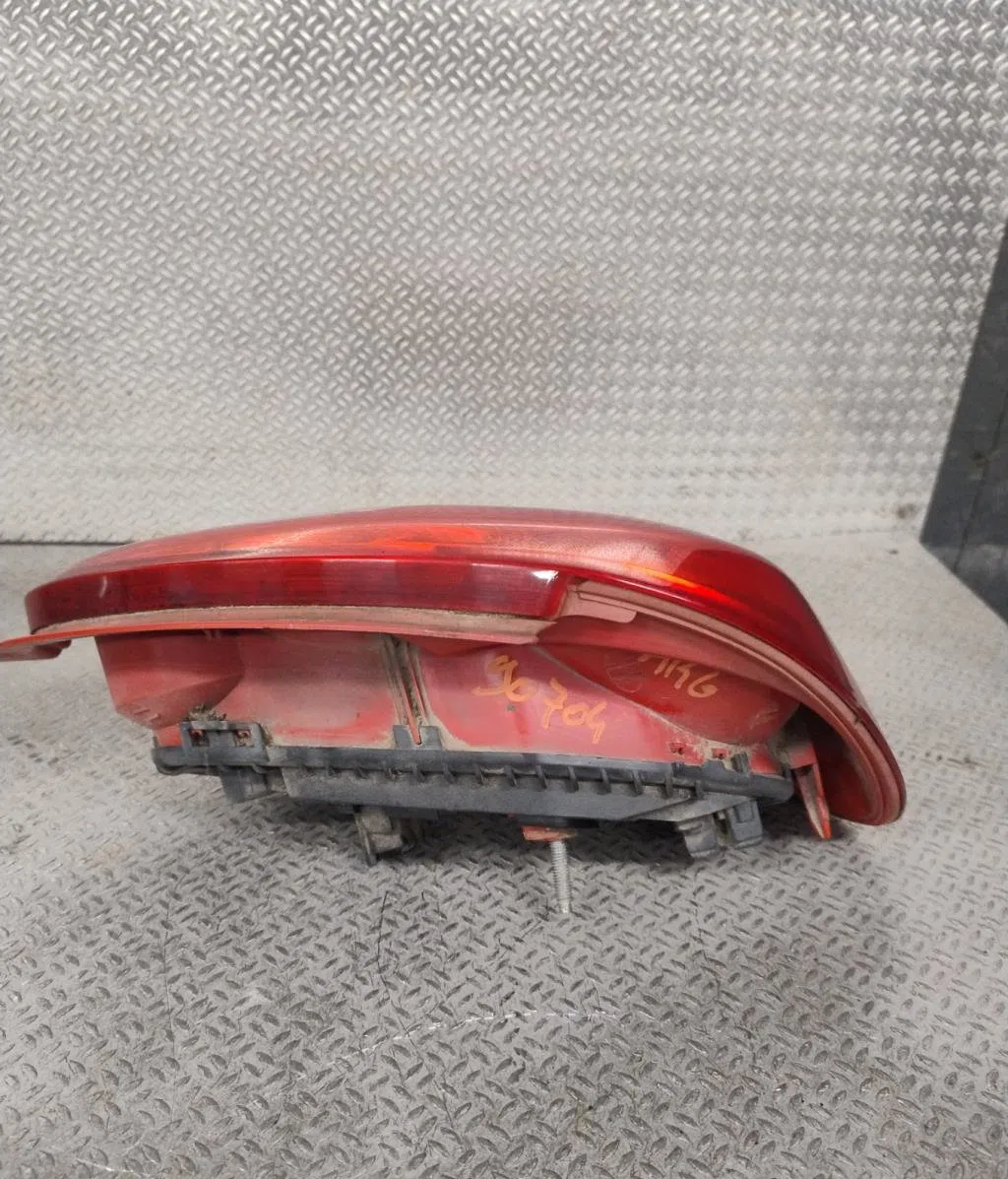 Feu arrière gauche Toyota AYGO (_B1_) 1.0 (kgb10_) (2005-2014) 5 portes occasion