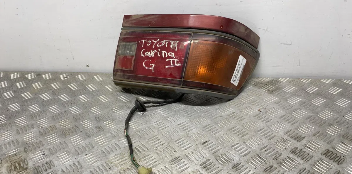 Feu arrière gauche TOYOTA CARINA 2 occasion