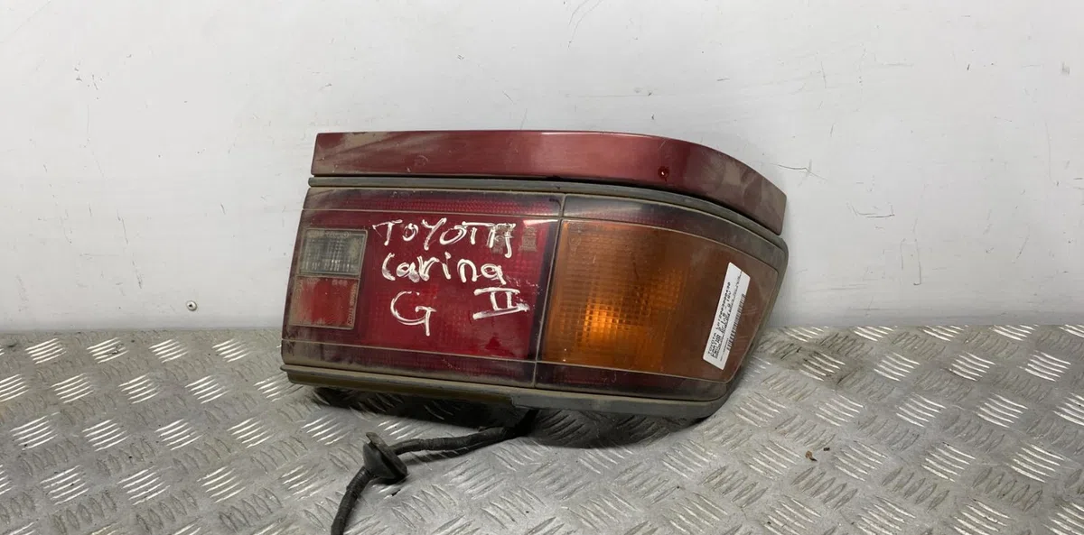 Feu arrière gauche TOYOTA CARINA 2 occasion