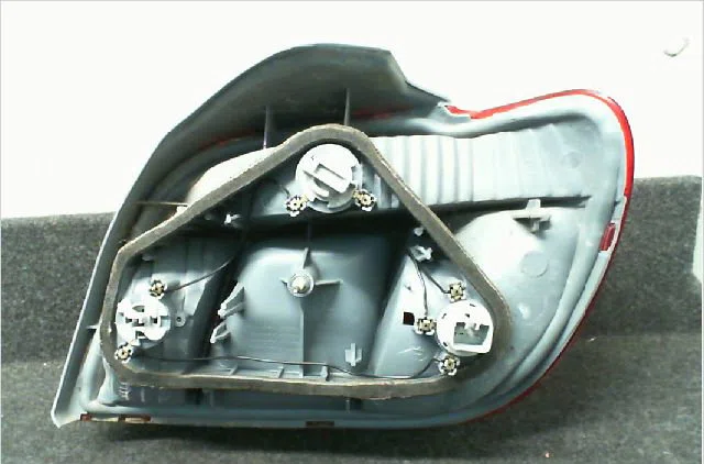 Feu arrière gauche Toyota YARIS (_P1_) 1.0 (scp10_) (1999-2005) occasion