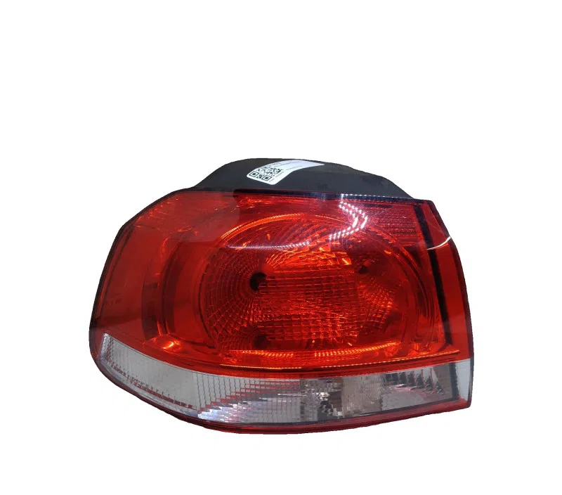 FEU ARRIERE GAUCHE VOLKSWAGEN GOLF 5K0945095E